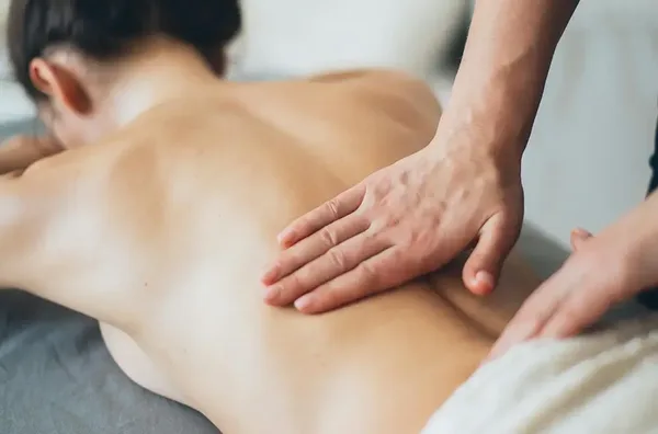 Hotel spa beaune massage apaisant